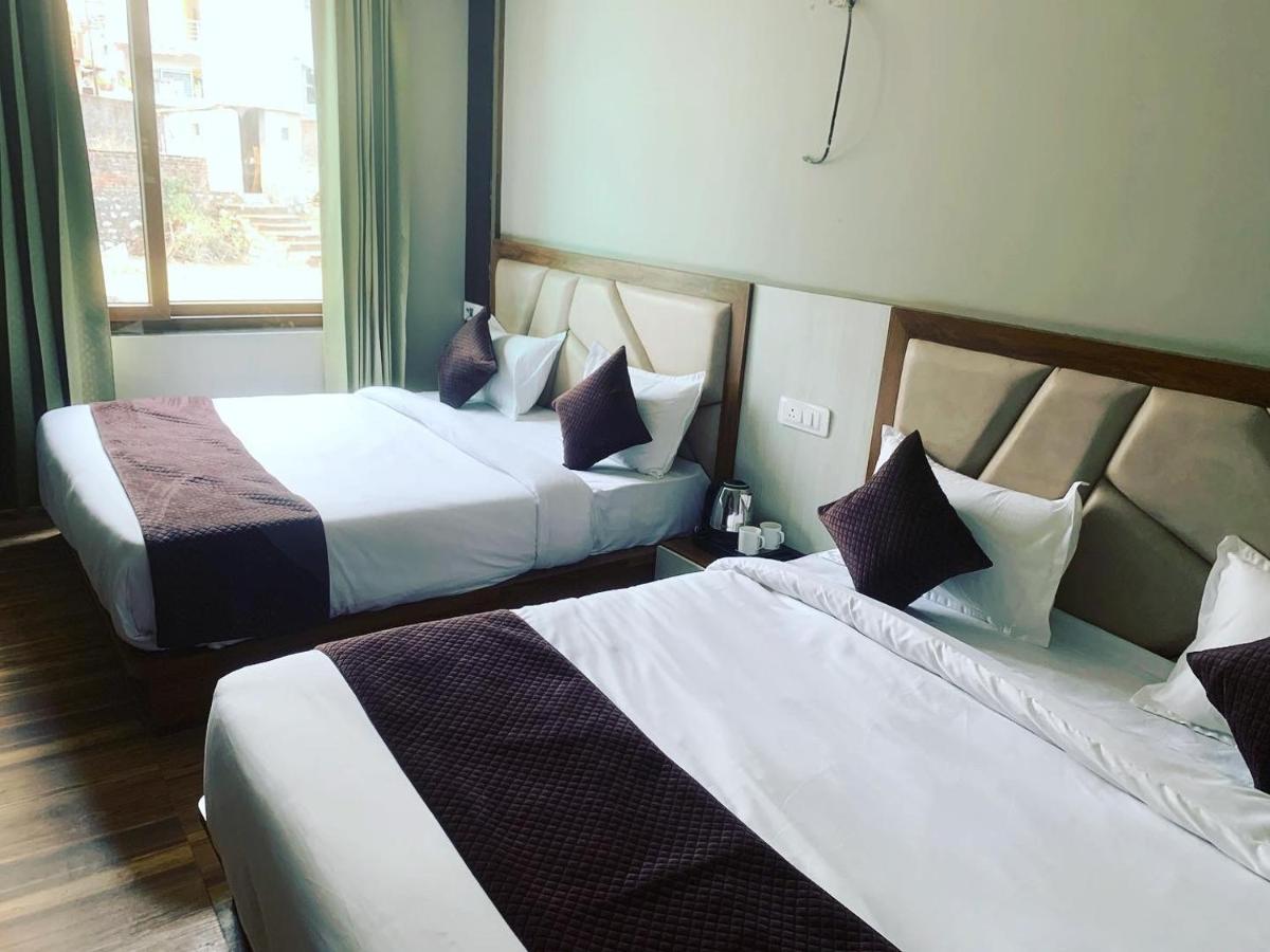 Hotel & Hostel Vimal Ganga רישיקש מראה חיצוני תמונה