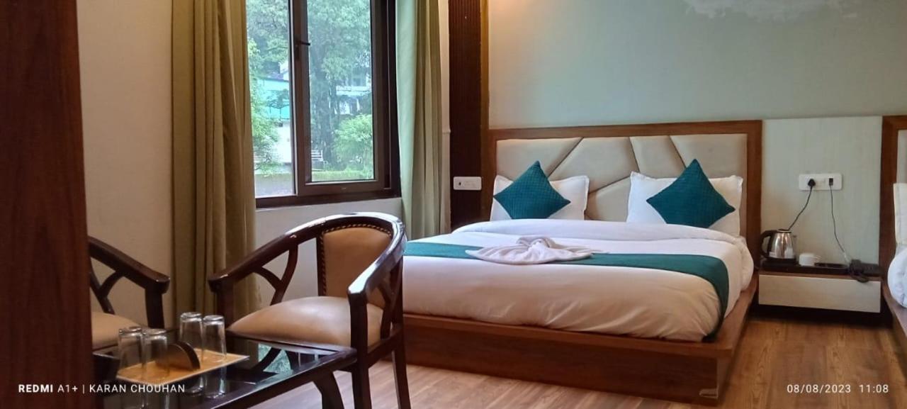 Hotel & Hostel Vimal Ganga רישיקש מראה חיצוני תמונה