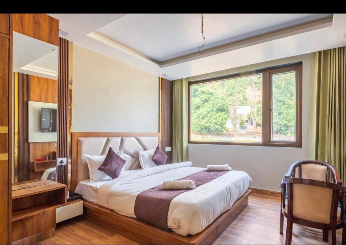 Hotel & Hostel Vimal Ganga רישיקש מראה חיצוני תמונה